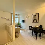 Azure - 4 Personnes - Check In H24 & Wifi アパート
